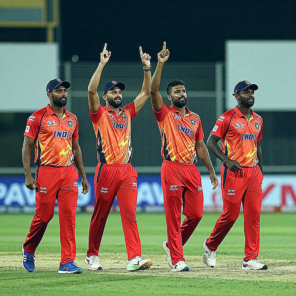 খালি ইনপুট, খালি সিদ্ধান্ত: ক্রিকেট ডেটা পাইপলাইন থেকে ব্লকচেইন অরাকল পর্যন্ত একই ফাঁদ